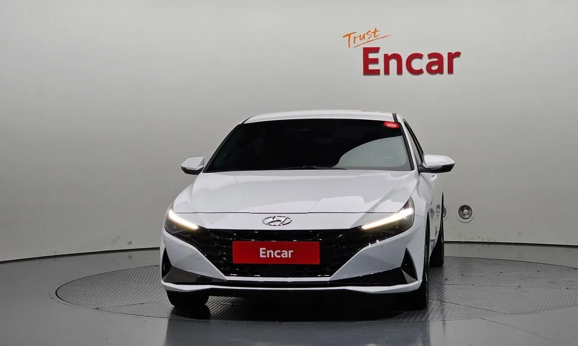Hyundai AVANTE — фото 3