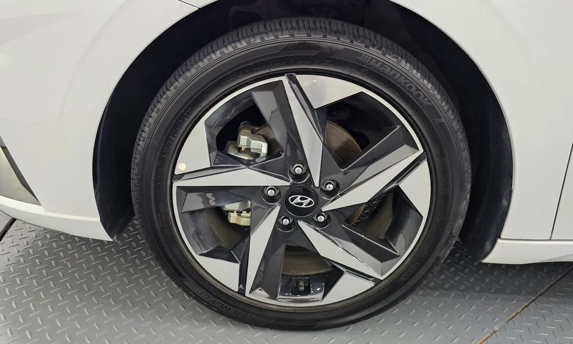 Hyundai AVANTE — фото 6