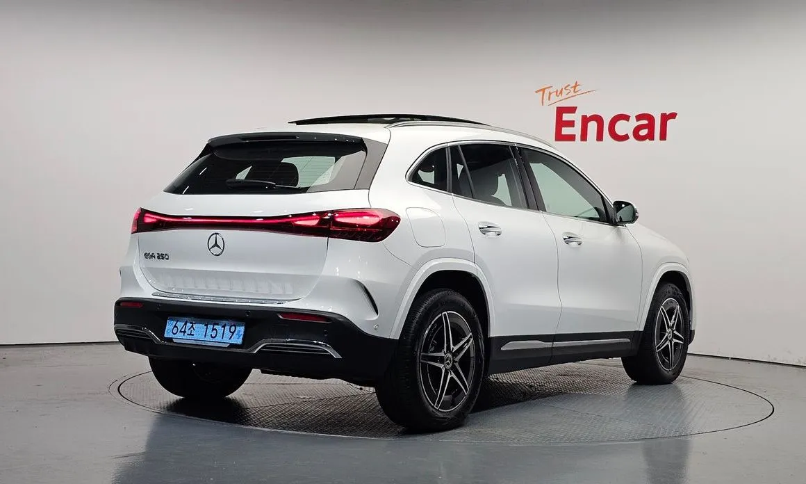 Mercedes-Benz EQA — фото 3