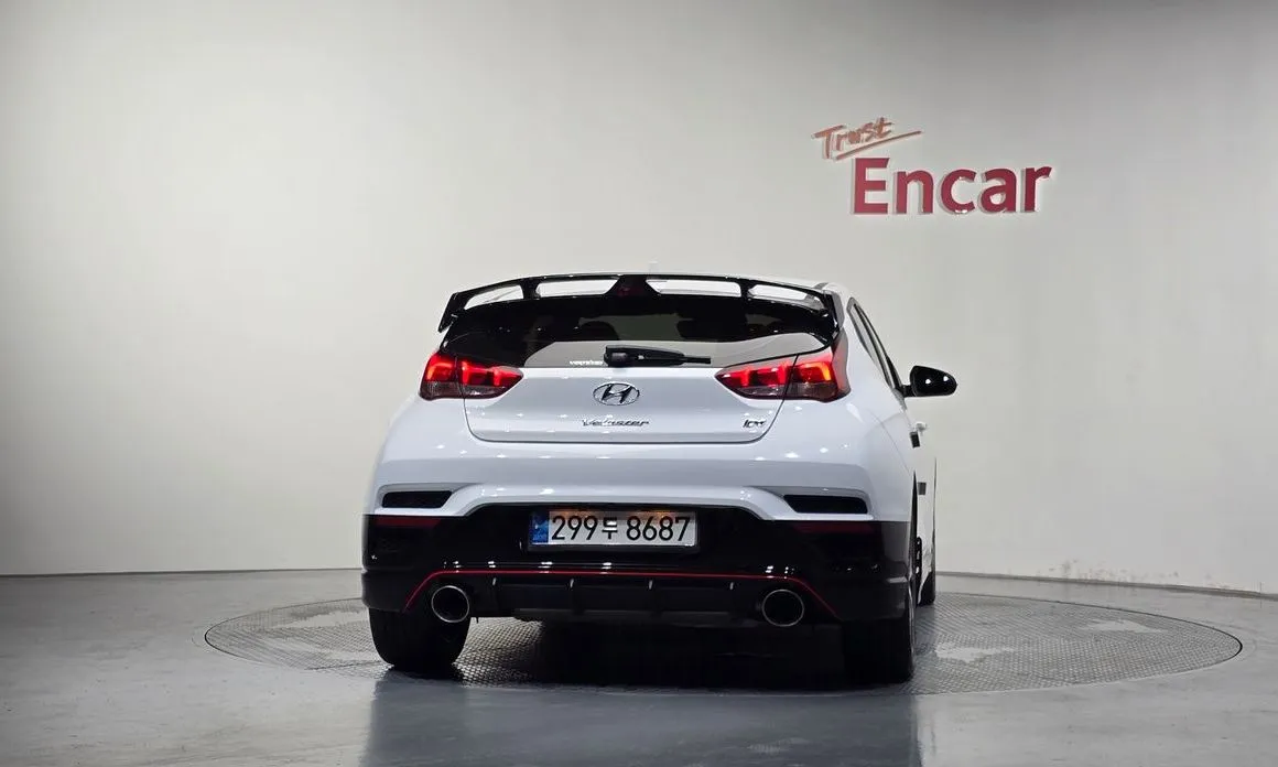 Hyundai Veloster — фото 3