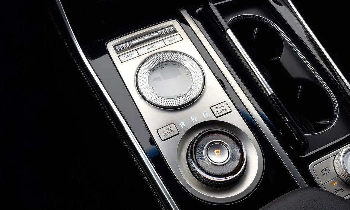 Genesis GV80 — фото 8