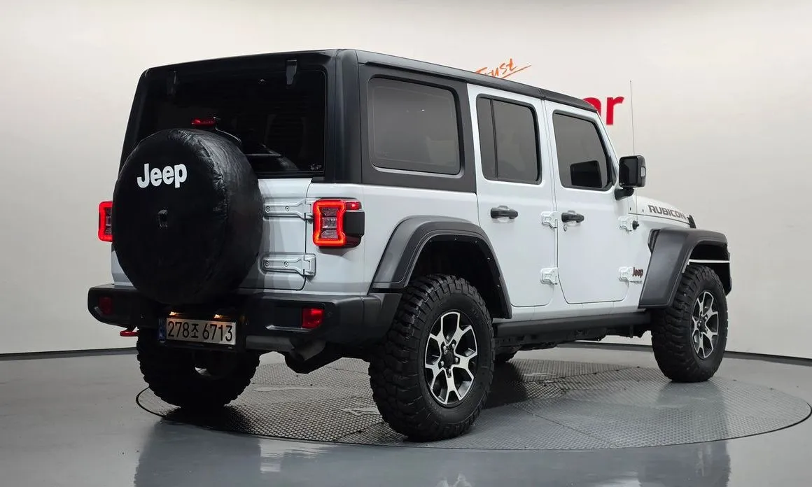 Jeep Wrangler — фото 9
