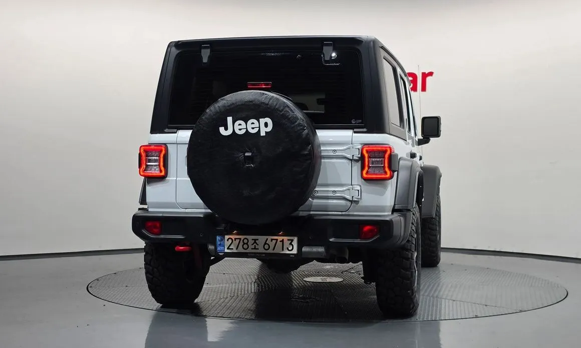 Jeep Wrangler — фото 4