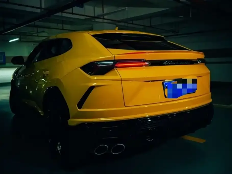Lamborghini Urus — фото 2