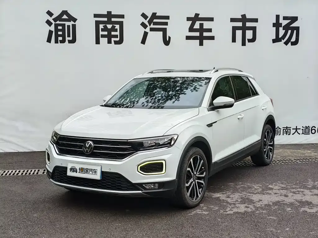 Volkswagen T-Roc — фото 1