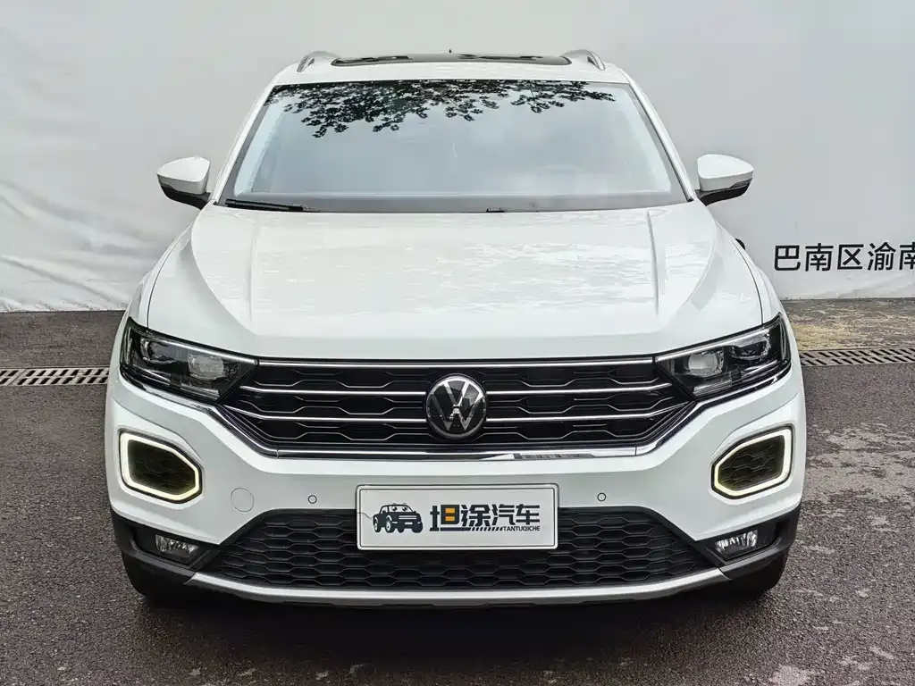 Volkswagen T-Roc — фото 8