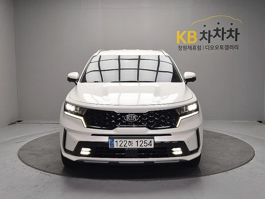 Kia Sorento — фото 1