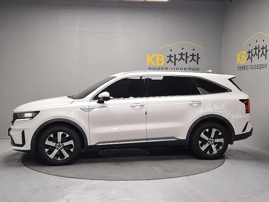 Kia Sorento — фото 3