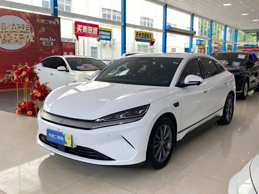 BYD Qin L — фото 1