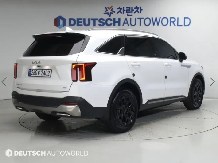 Kia Sorento — фото 7