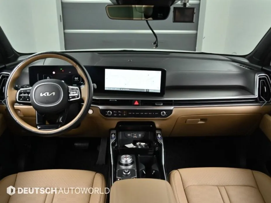 Kia Sorento — фото 8
