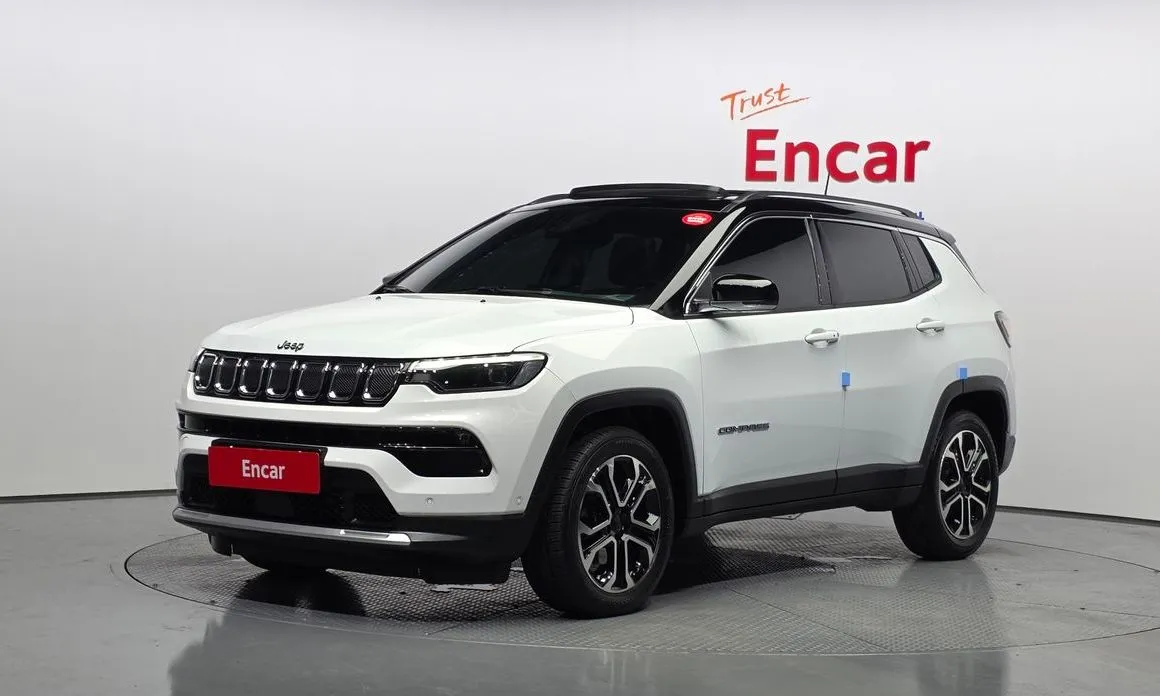 Jeep Compass — фото 1