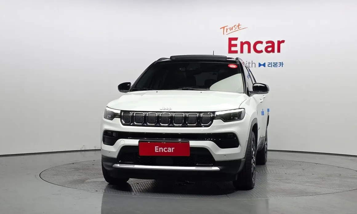Jeep Compass — фото 2