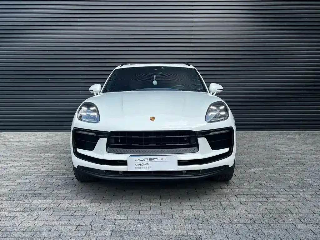 Porsche Macan — фото 1