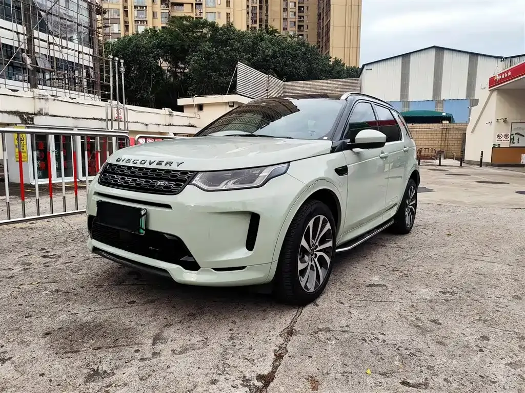 Land Rover Discovery Sport Hybrid — фото 1