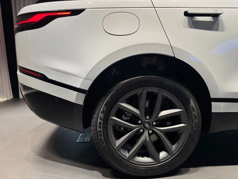 Land Rover Range Rover Velar — фото 3