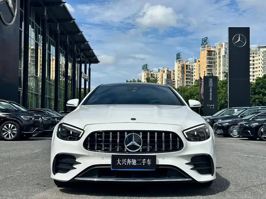 Mercedes-Benz E-Class (Import) — фото 4