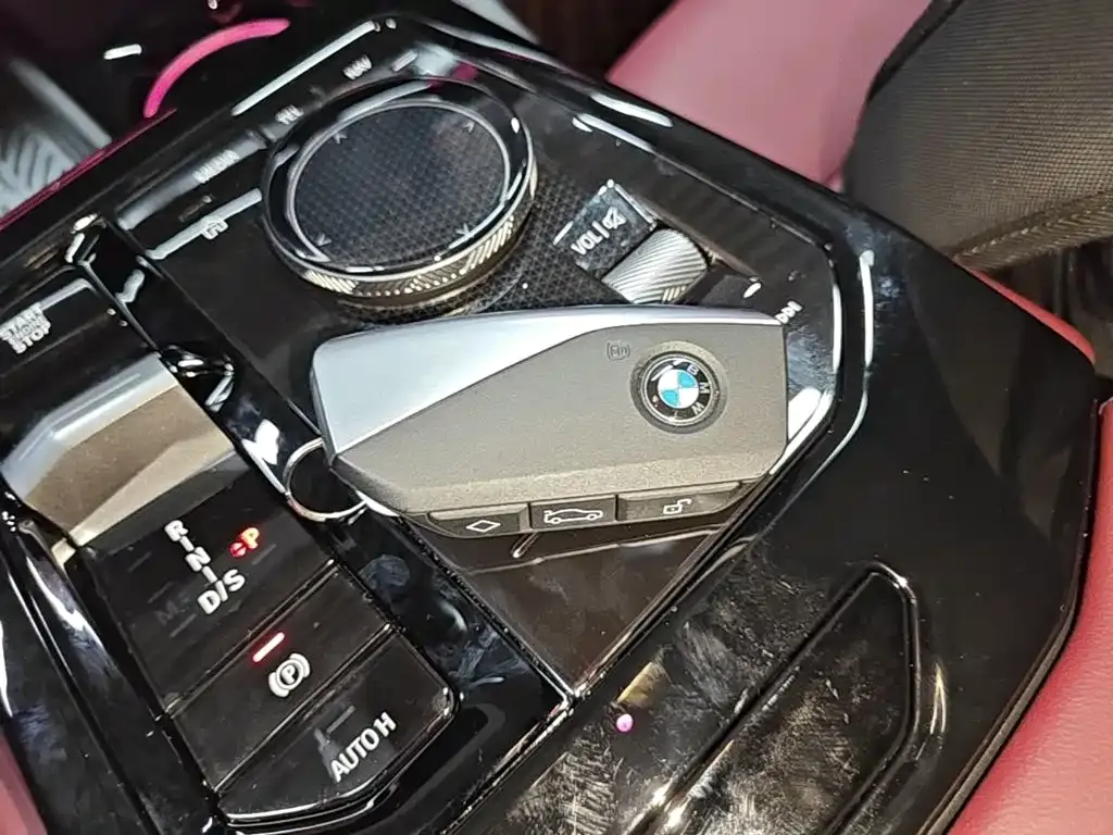 BMW 5 Series — фото 10