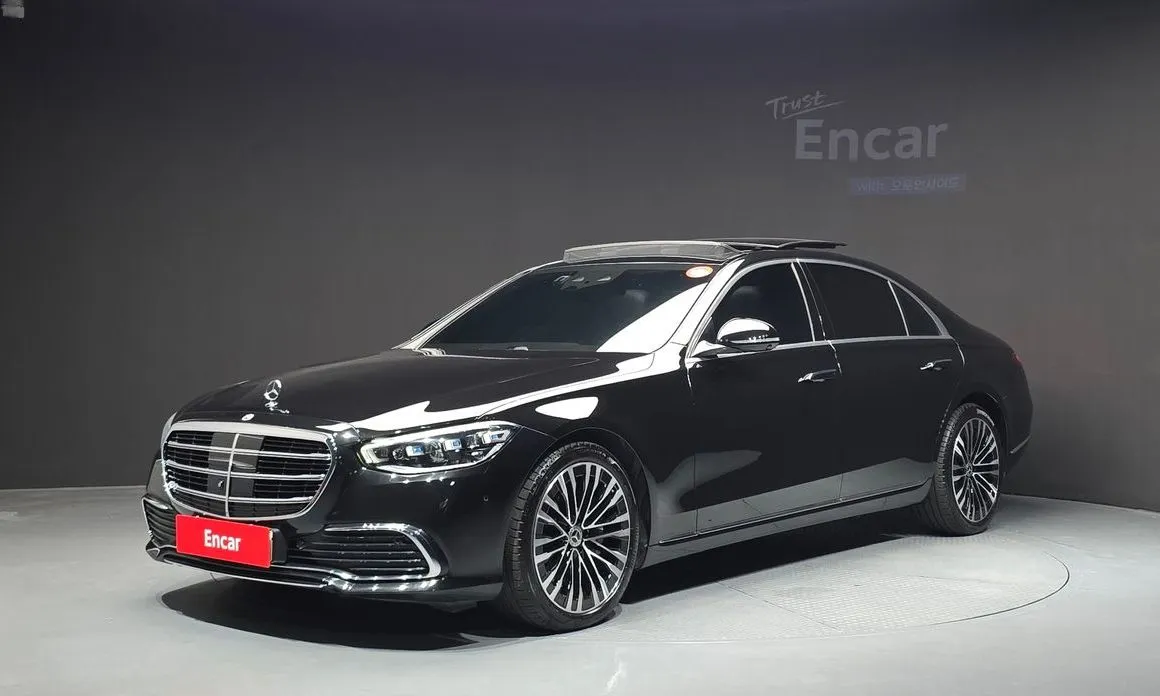 Mercedes-Benz S-Class — фото 1