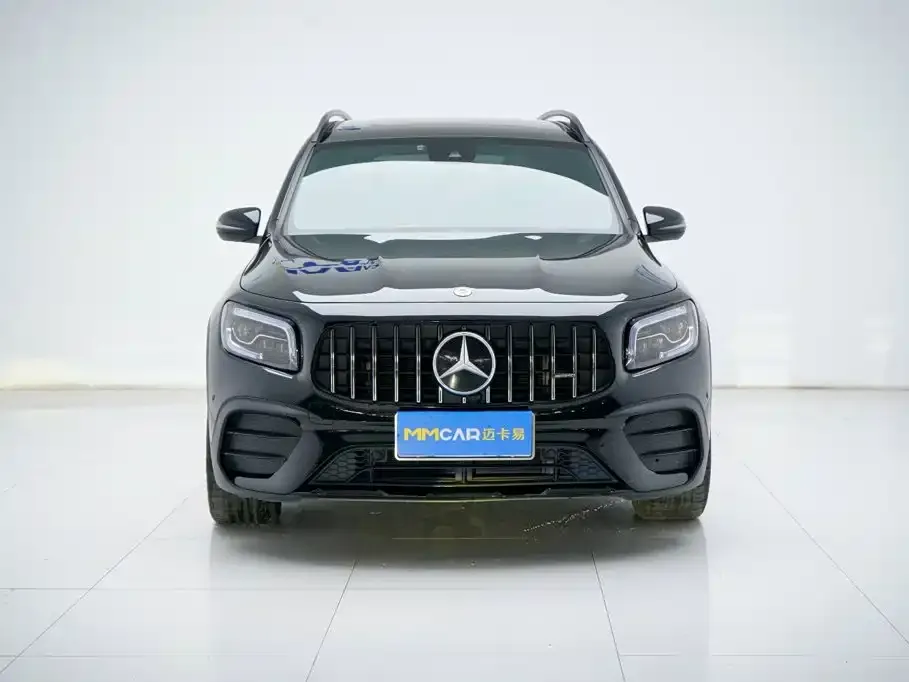 Mercedes-Benz GLB AMG — фото 1
