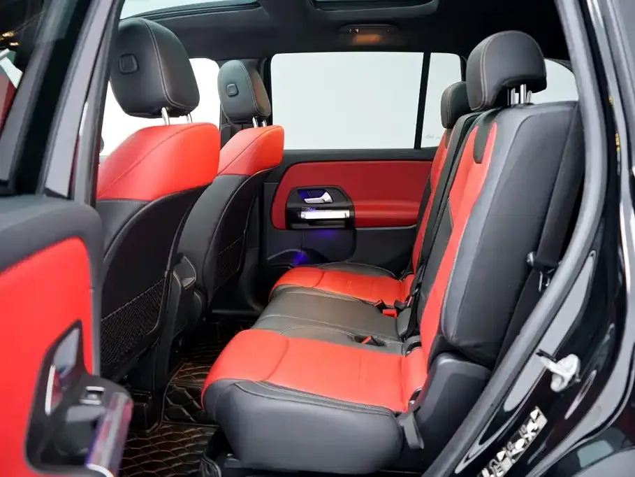 Mercedes-Benz GLB AMG — фото 7