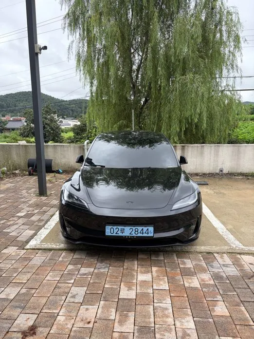 Tesla Model 3 — фото 7