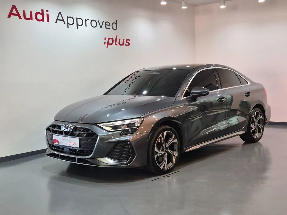 Audi A3 — фото 1