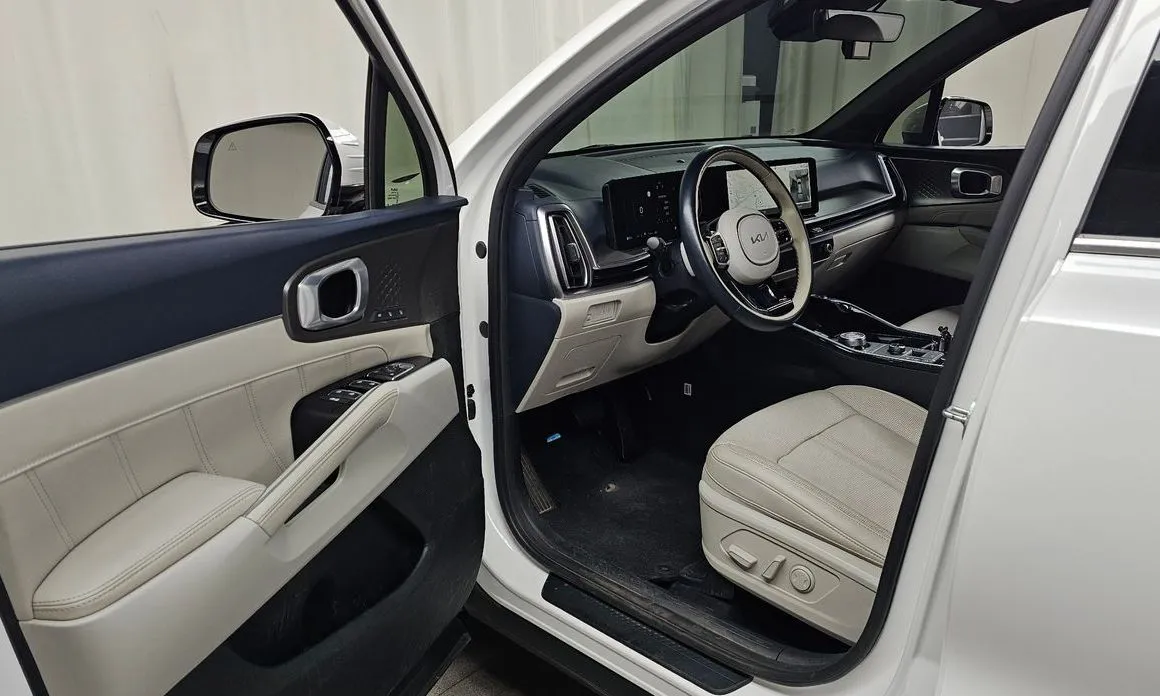 Kia Sorento — фото 9