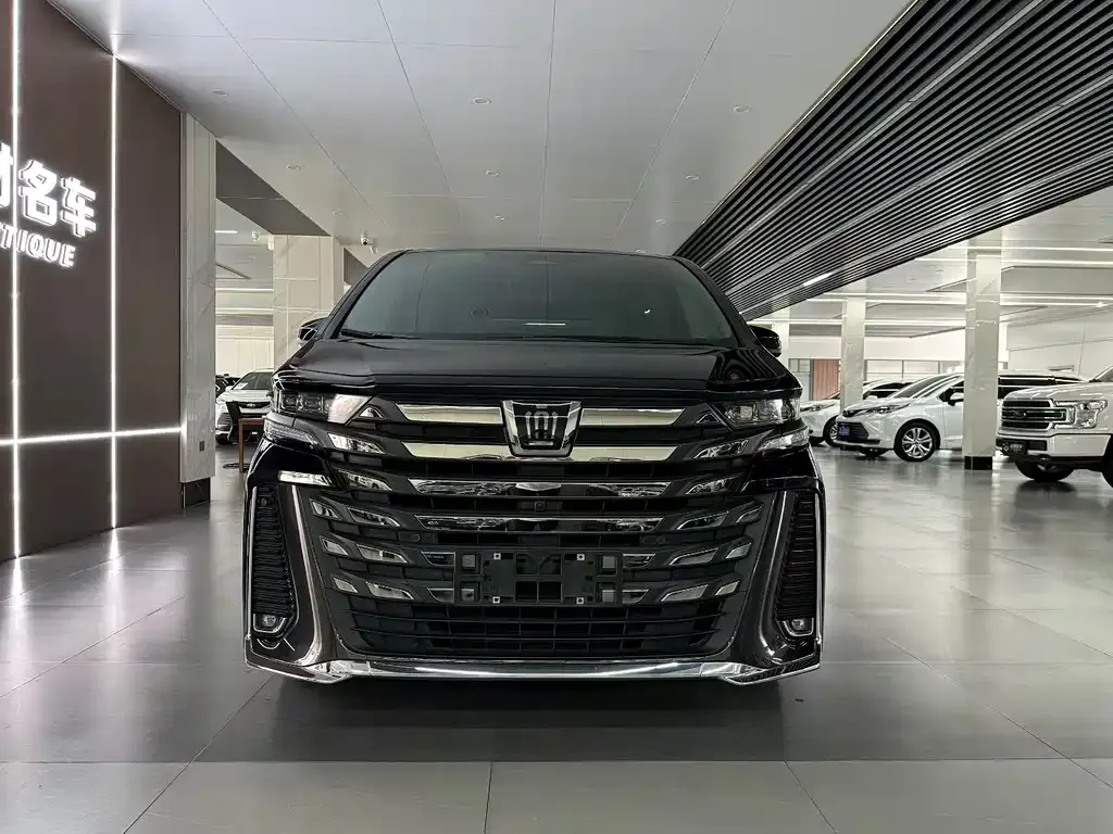 Toyota Vellfire — фото 7
