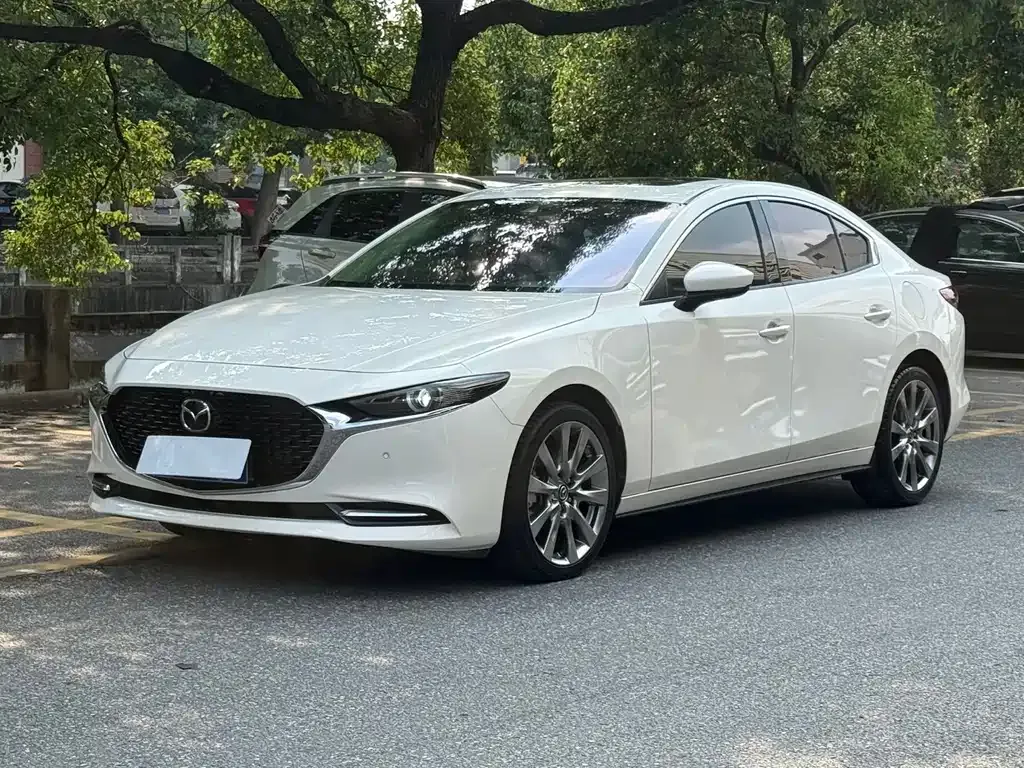 Mazda 3 Axela — фото 8