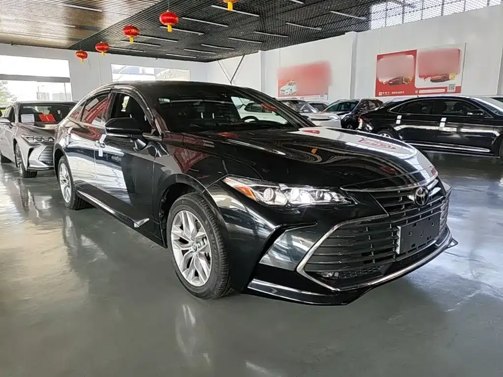 Toyota Avalon — фото 4