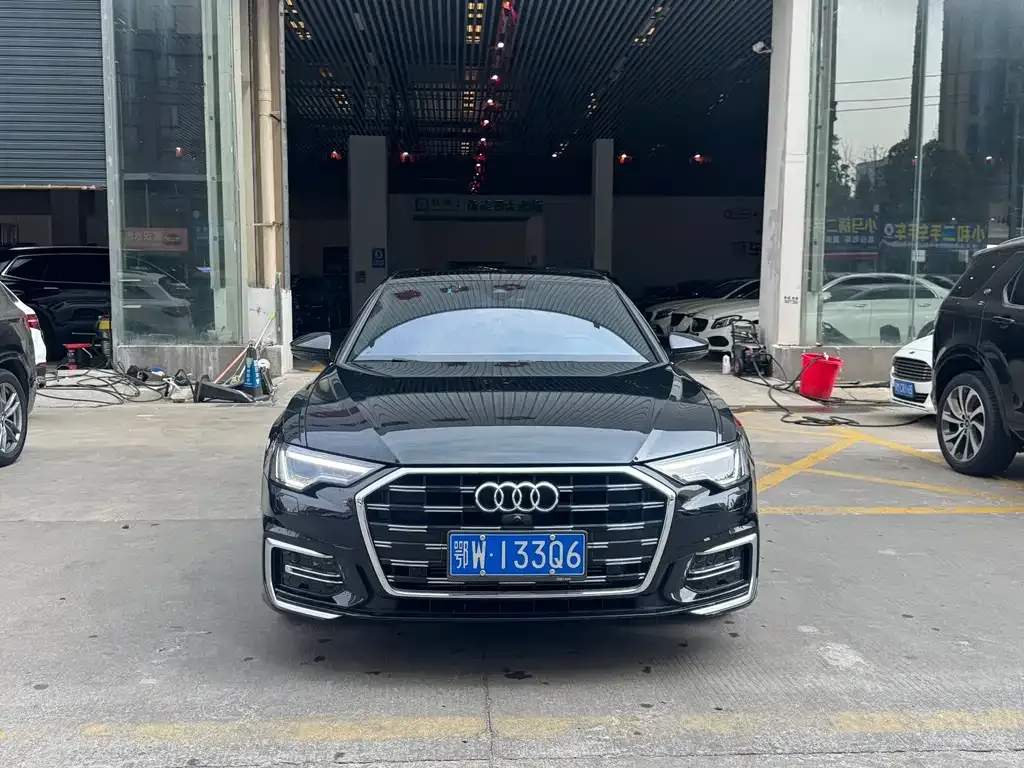Audi A6L — фото 4