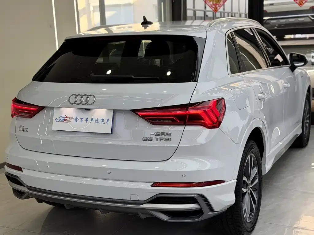 Audi Q3 — фото 2