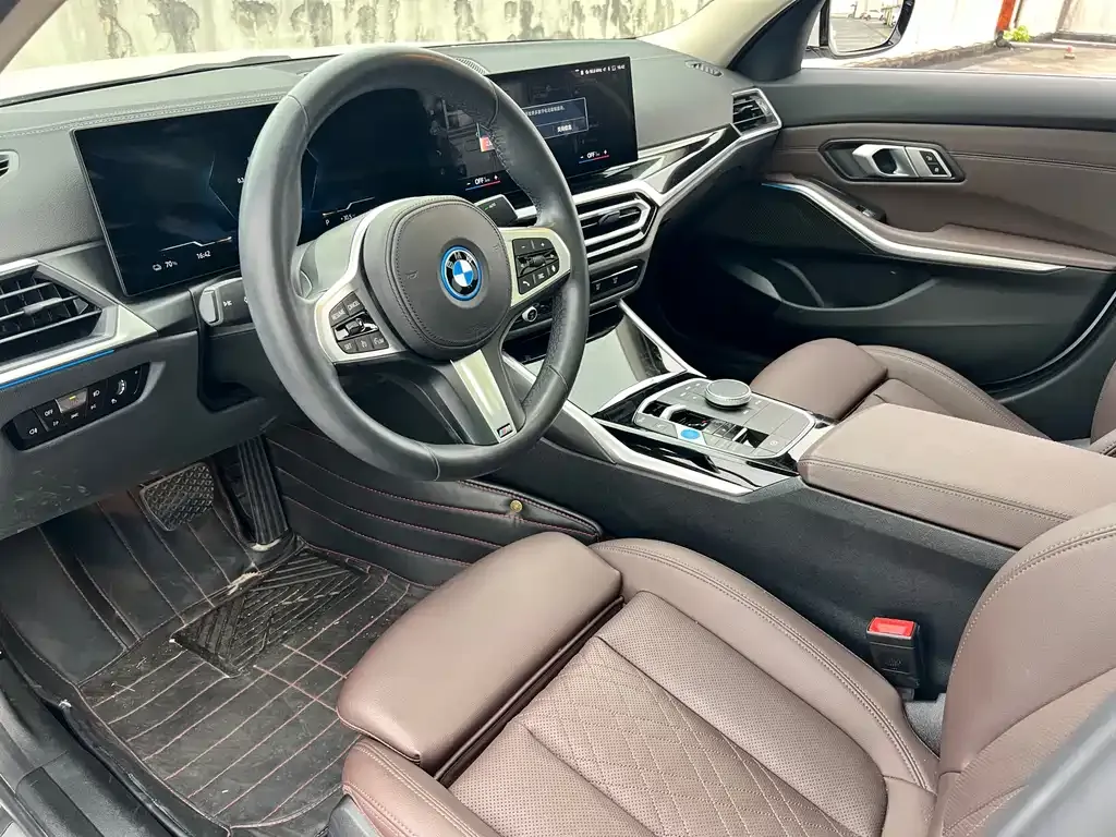 BMW i3 — фото 5