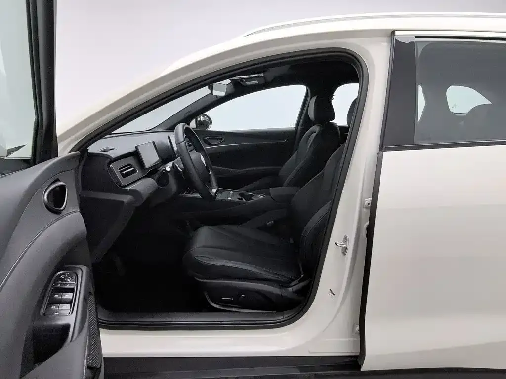 BYD Seal 06 DM-i Touring — фото 10