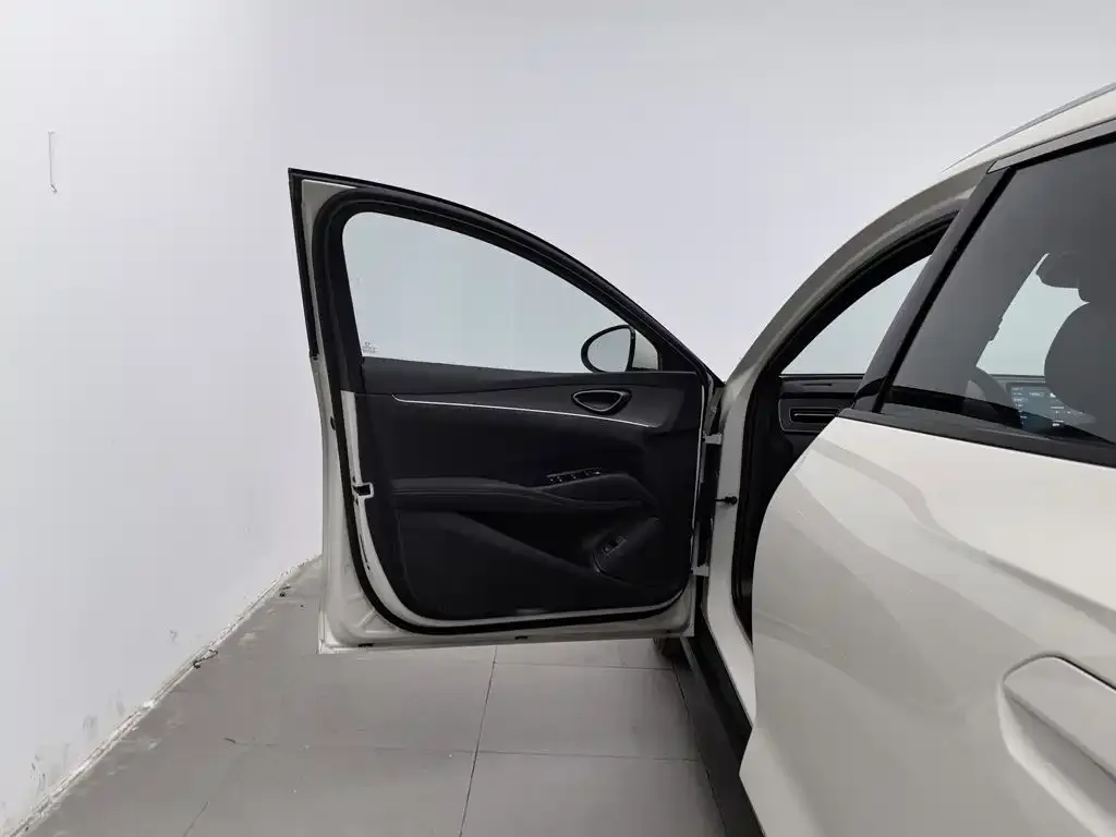 BYD Seal 06 DM-i Touring — фото 4