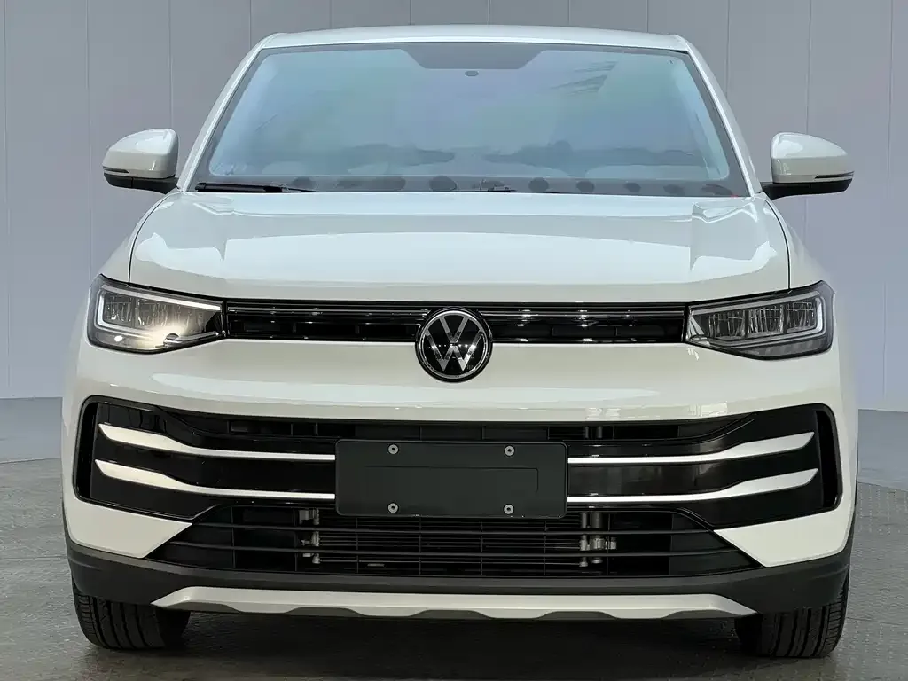 Volkswagen Tharu — фото 2