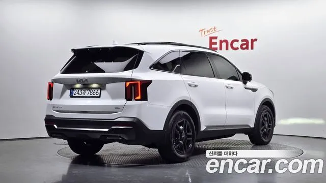 Kia Sorento — фото 5