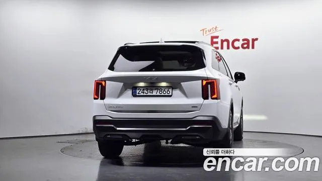 Kia Sorento — фото 3