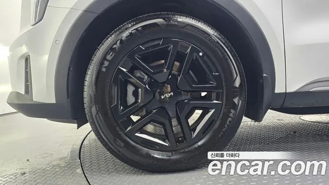 Kia Sorento — фото 7