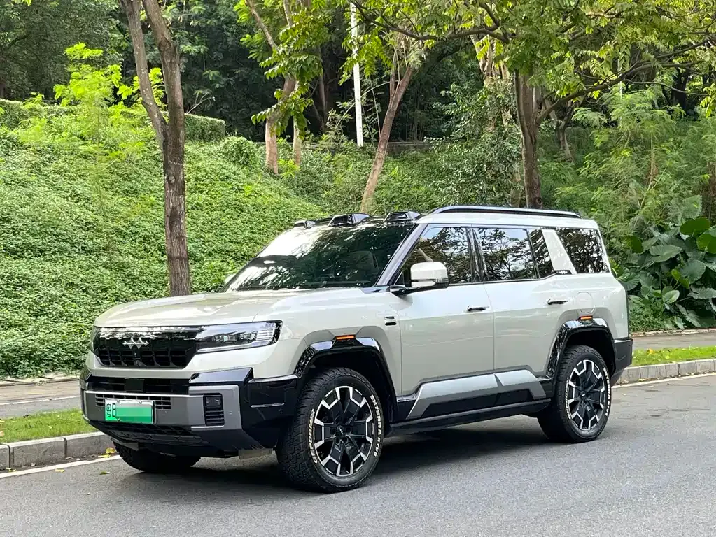 Fang Cheng Bao Leopard 8 — фото 1