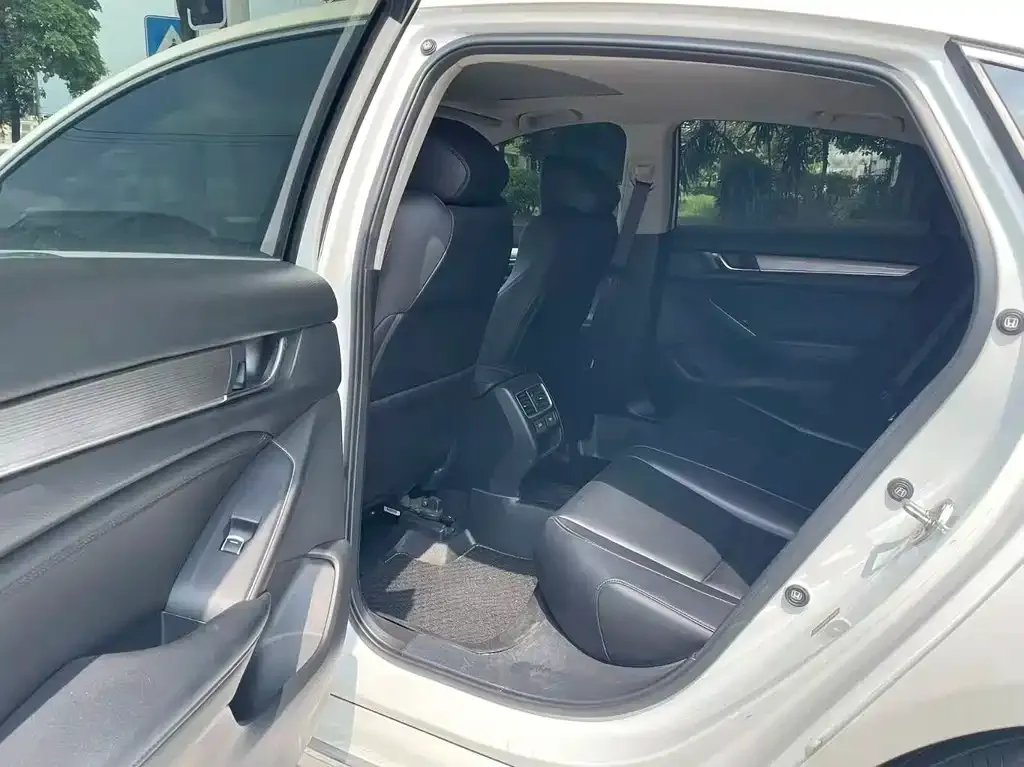 Honda Accord — фото 2