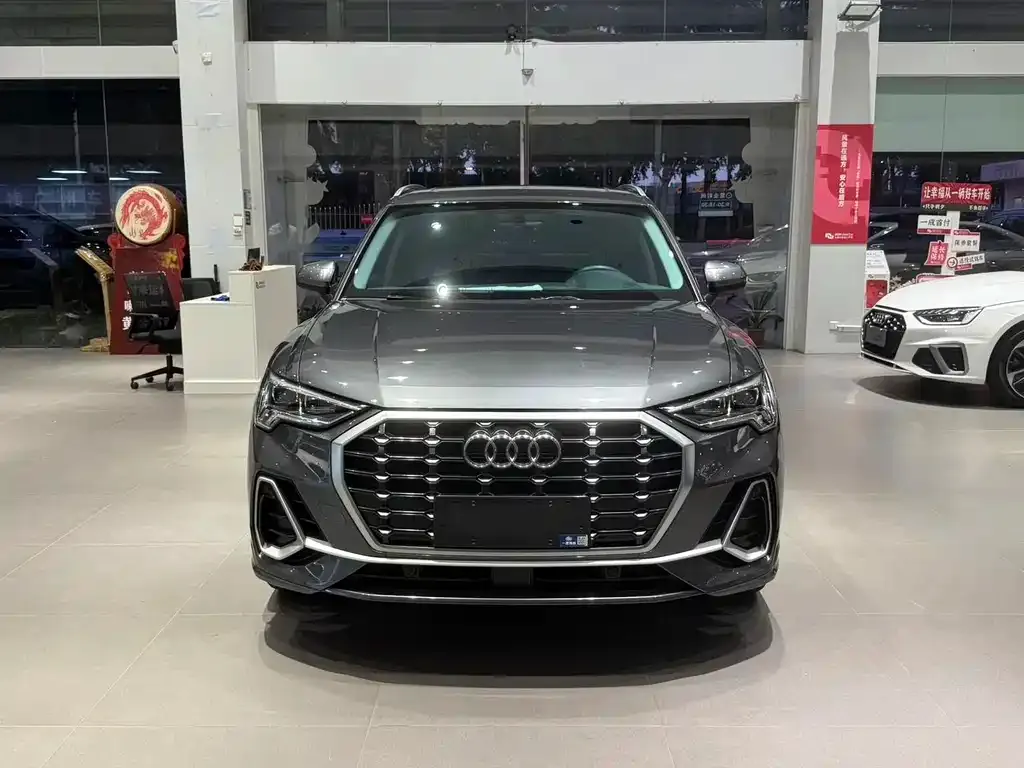 Audi Q3 — фото 4