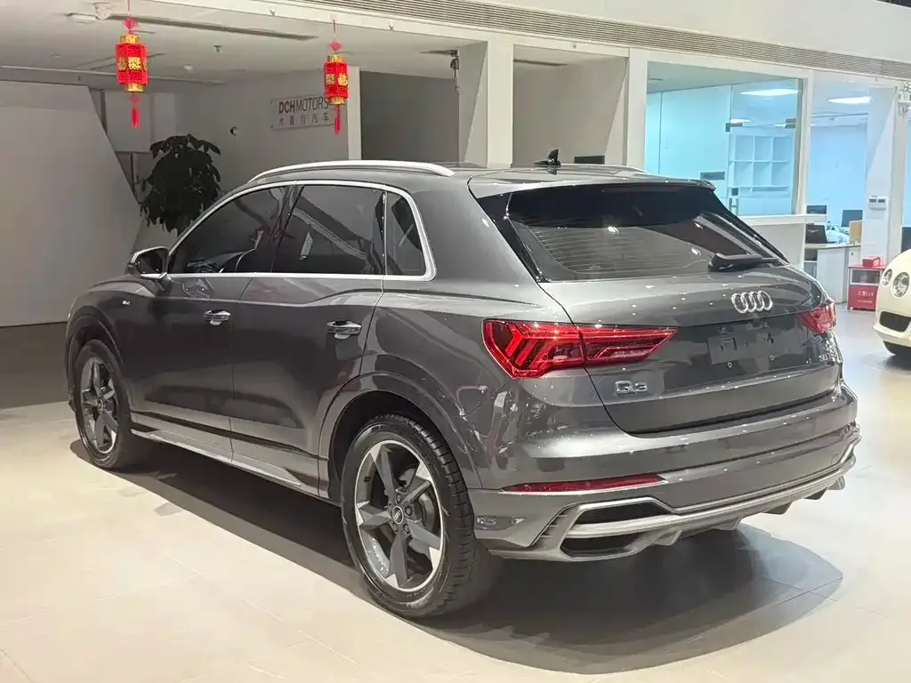 Audi Q3 — фото 5