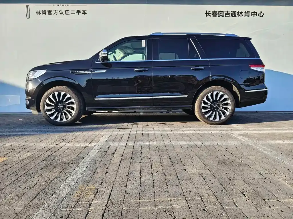 Lincoln Navigator — фото 6