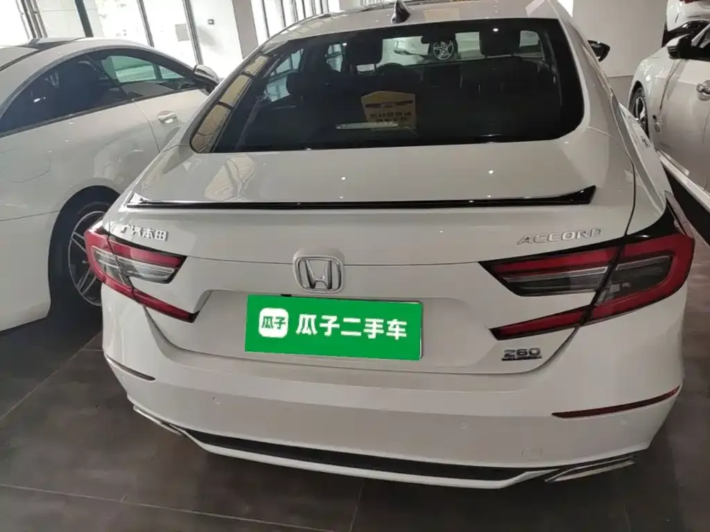 Honda Accord — фото 4