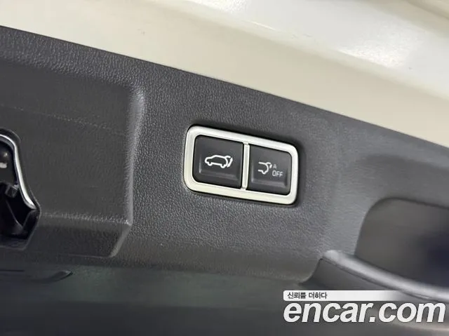 Kia Sorento — фото 9