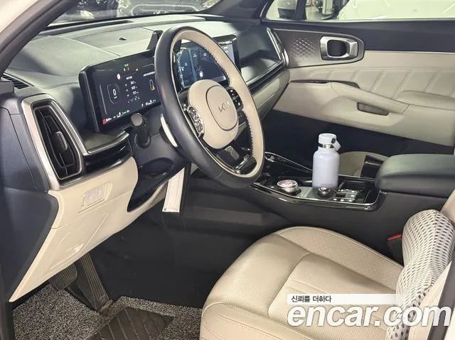 Kia Sorento — фото 8
