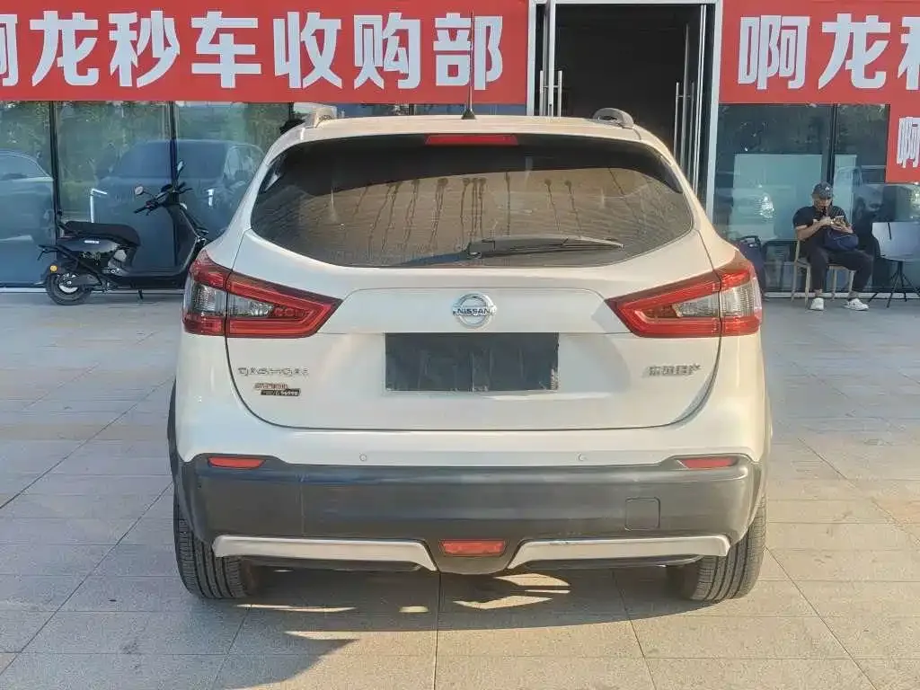 Nissan Qashqai — фото 2