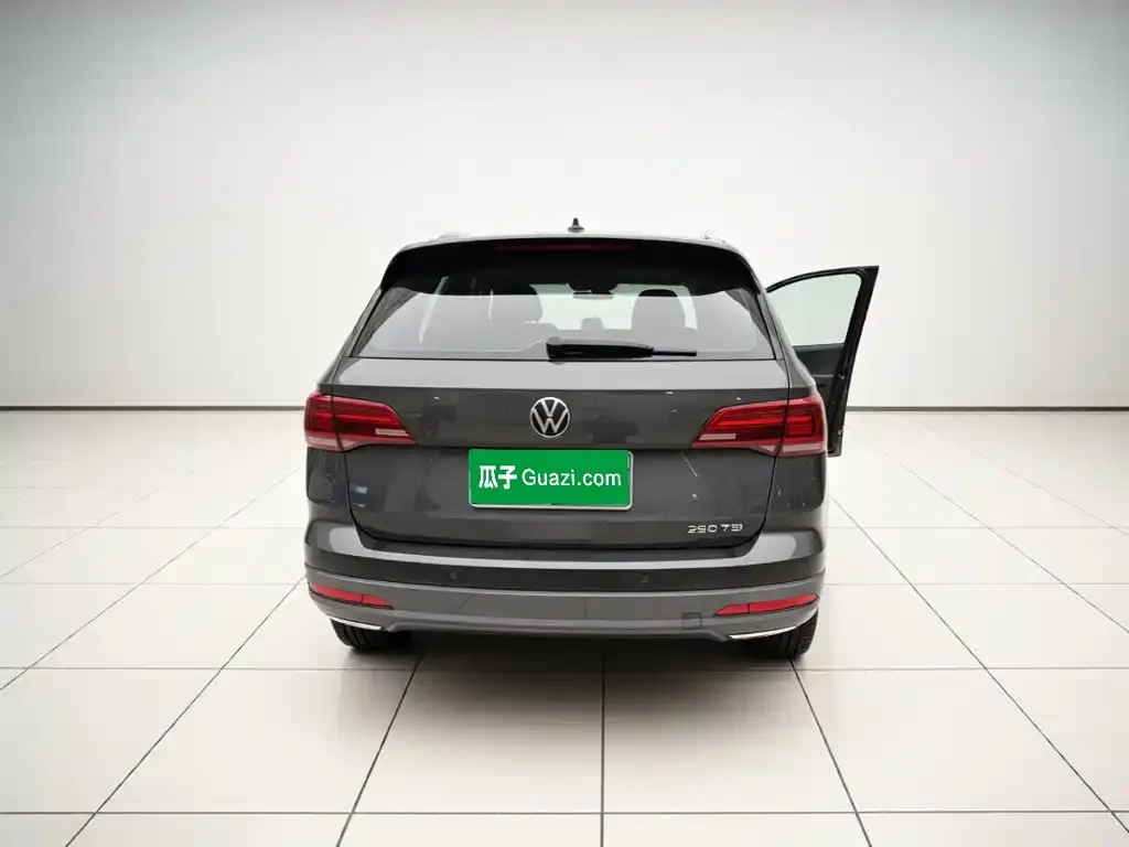 Volkswagen Tharu — фото 2